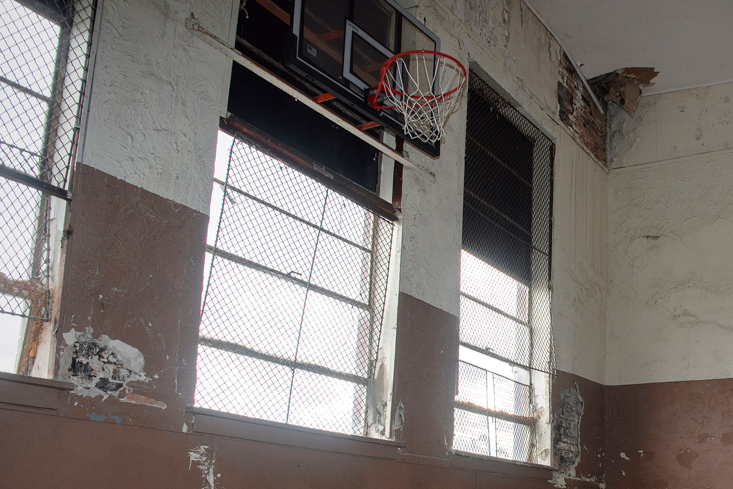 Carousel December 2025