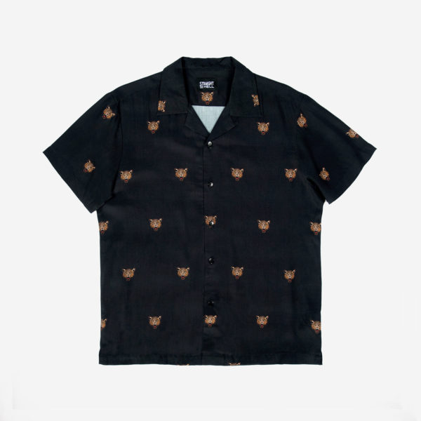 Short sleeve button up camp shirt with our Gabrielle cheetah motif and spread collar.