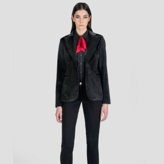 Delilah women's black velvet blazer