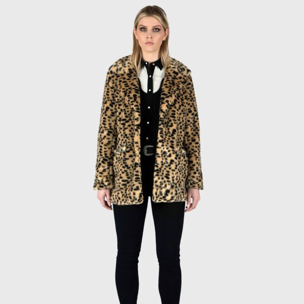 The DeVille features our amazing new artificial cheetah fur.