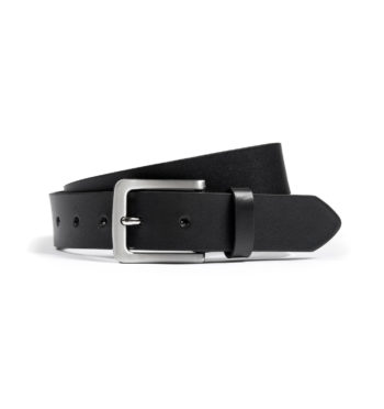 Men's leather belt with smooth, full grain leather.