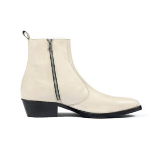 The Richards is a men’s cream, premium leather boot