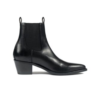Addison is a women’s black, premium leather Chelsea boot