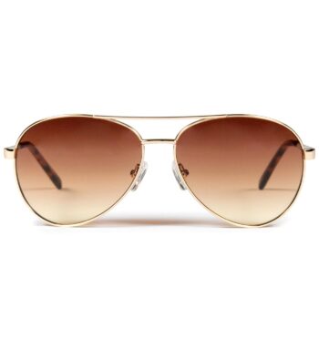 Aviator sunglasses, always cool and timeless