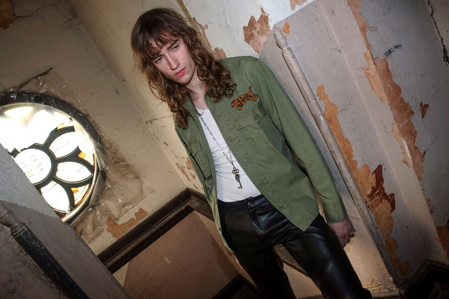 Flying Tiger – Vintage-Inspired Embroidered Shirt