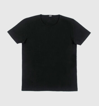 The black t-shirt is a wardrobe staple. Meet the Dodge t-shirt, featuring a raw neck, soft cotton, and our new Bucktown fit.