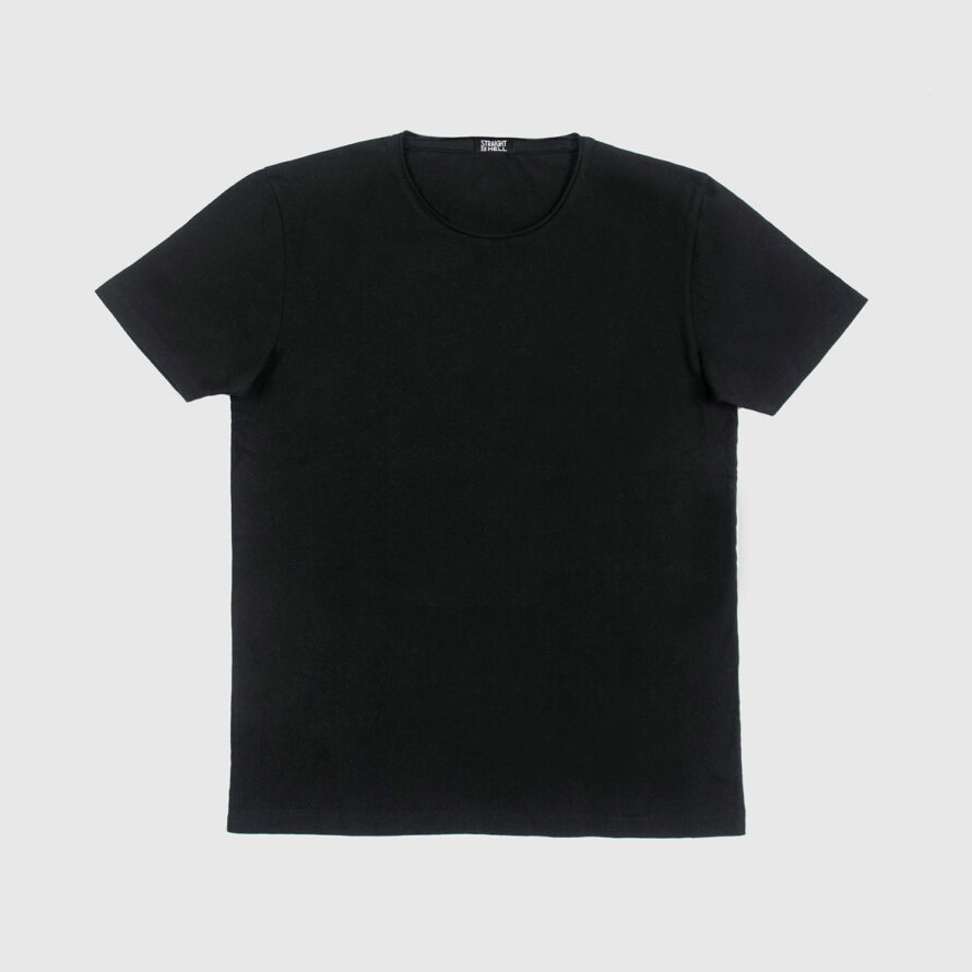 The black t-shirt is a wardrobe staple. Meet the Dodge t-shirt, featuring a raw neck, soft cotton, and our new Bucktown fit.