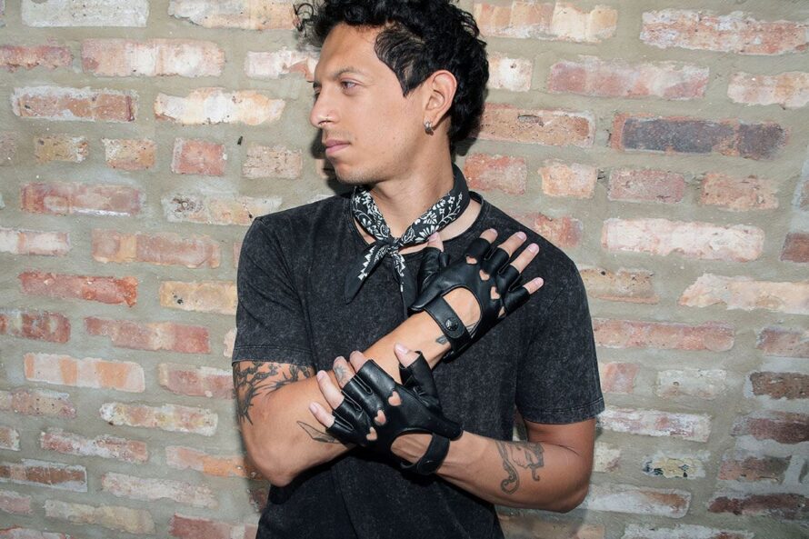 The Heartattack are men’s leather fingerless gloves with cutout hearts for knuckles. Soft leather quickly conforms to your hand’s shape.