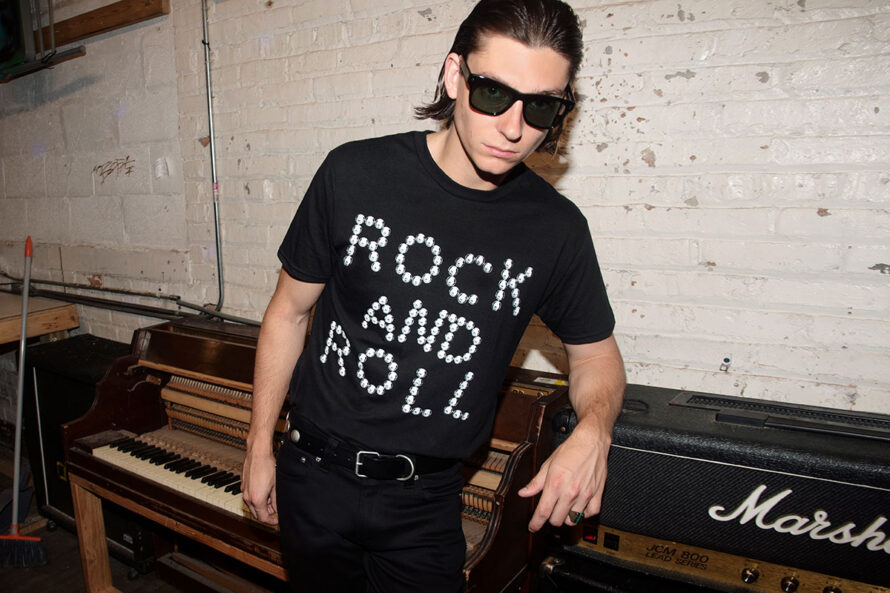 Rock and Roll Studs – T-Shirt