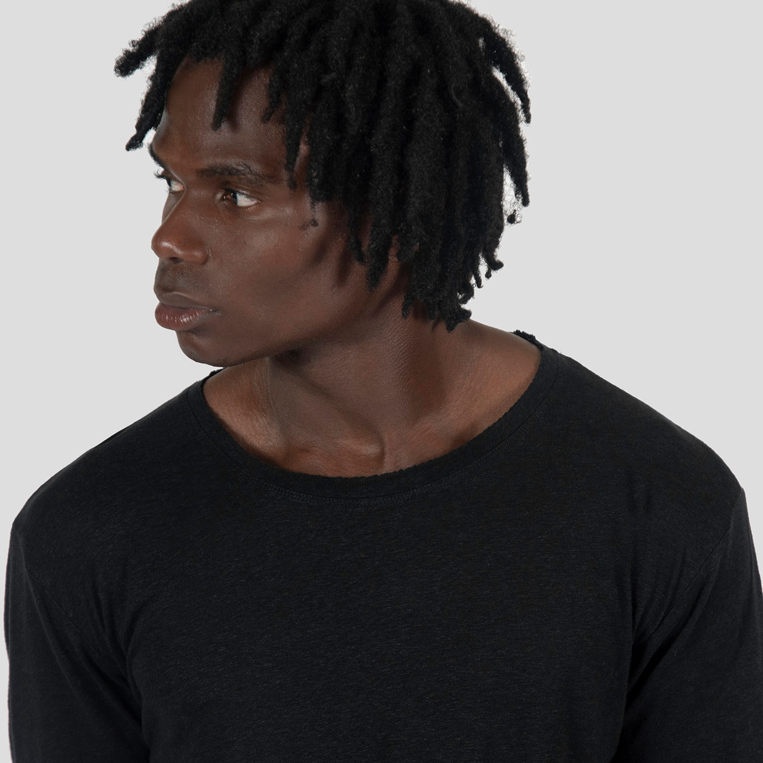 Dodge - Black Linen T-Shirt with Raw Neck