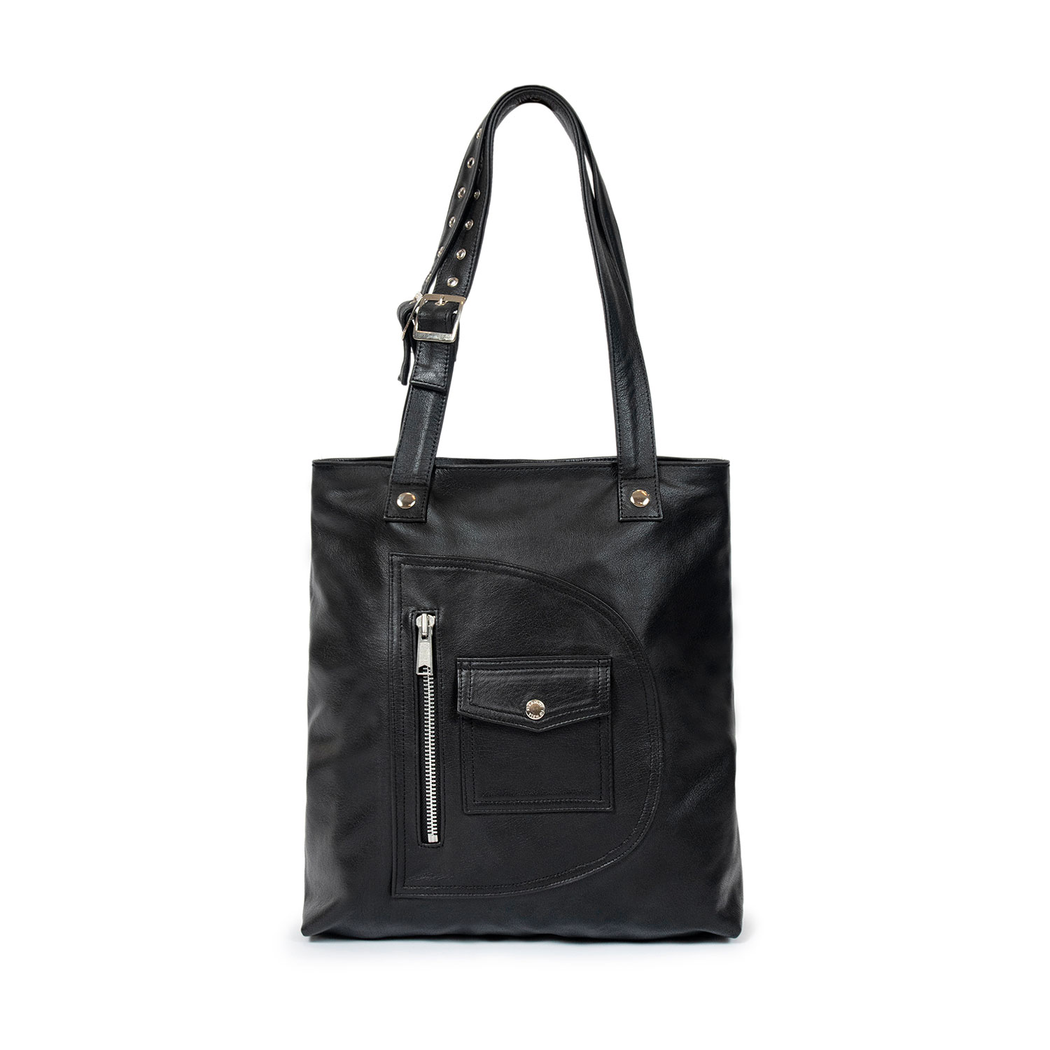 The Passenger black leather tote bag is your everyday bag, ideal for carrying all essentials.