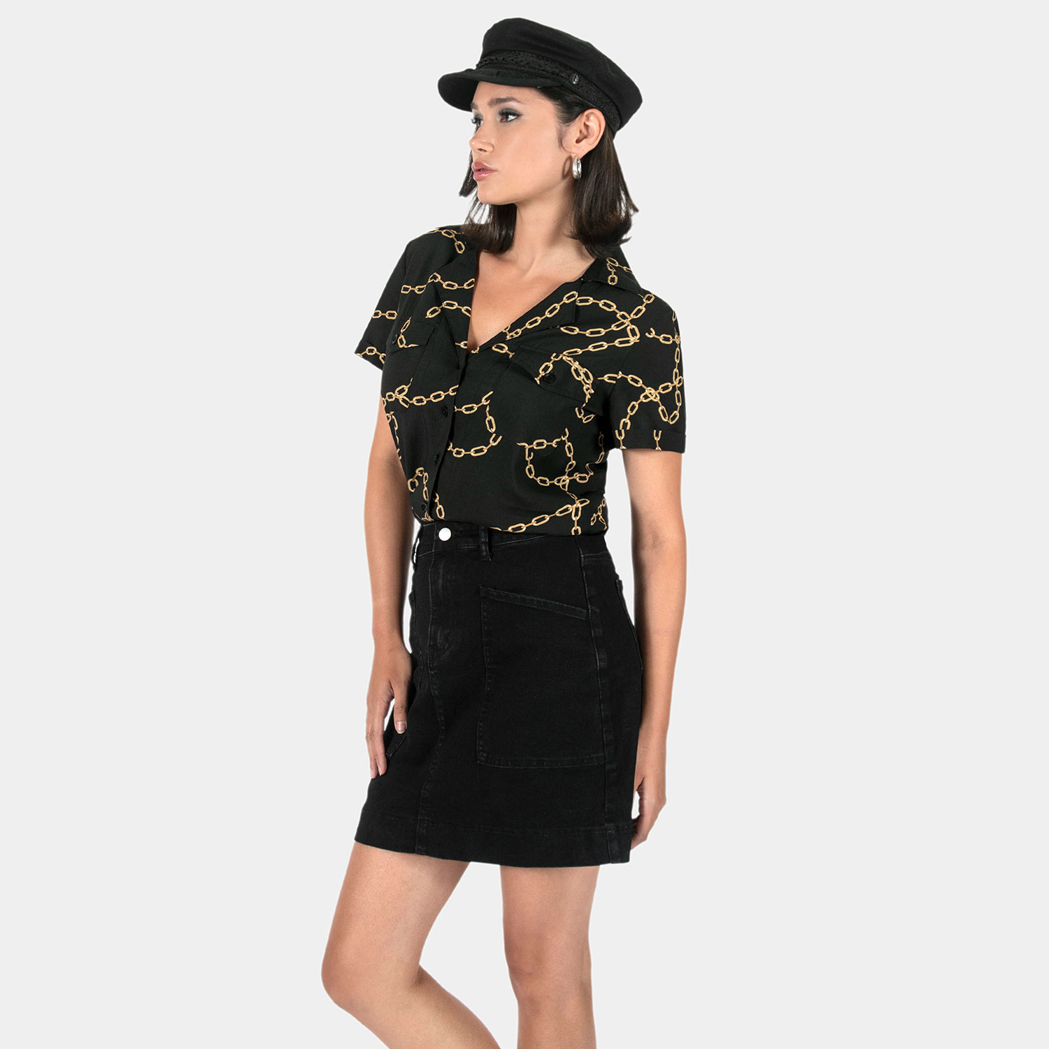 The Chains of Love shirt, filled with our chains artwork. Soft cream fabric meets a deep-V button-up closure, dual chest pockets, and cuffed short sleeves in our Casual fit.